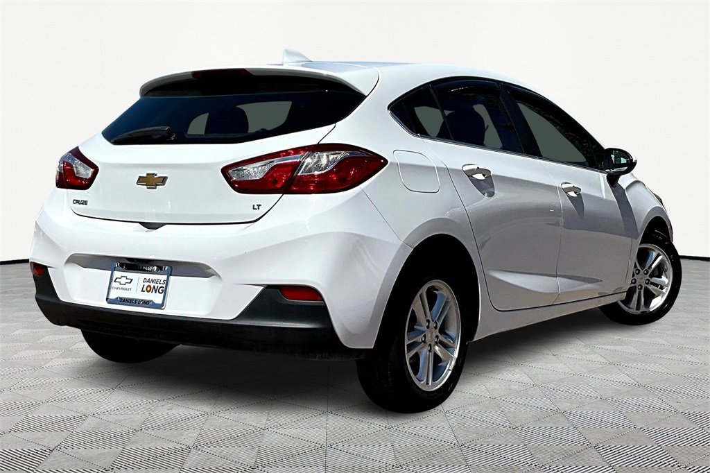 Used 2018 Chevrolet Cruze LT with VIN 3G1BE6SM5JS652953 for sale in Colorado Springs, CO