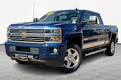 2015 Chevrolet Silverado 2500 HD High Country Truck