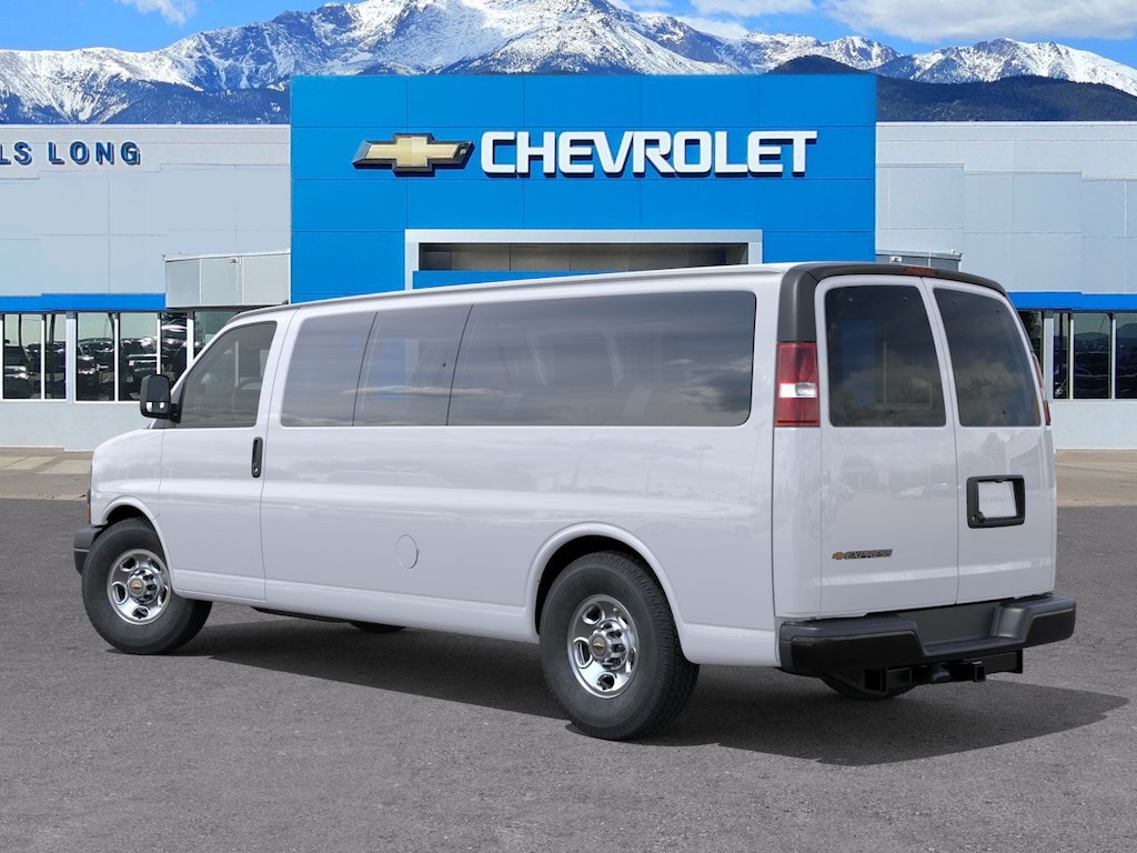 2025 Chevrolet Express Passenger 3500 photo 4