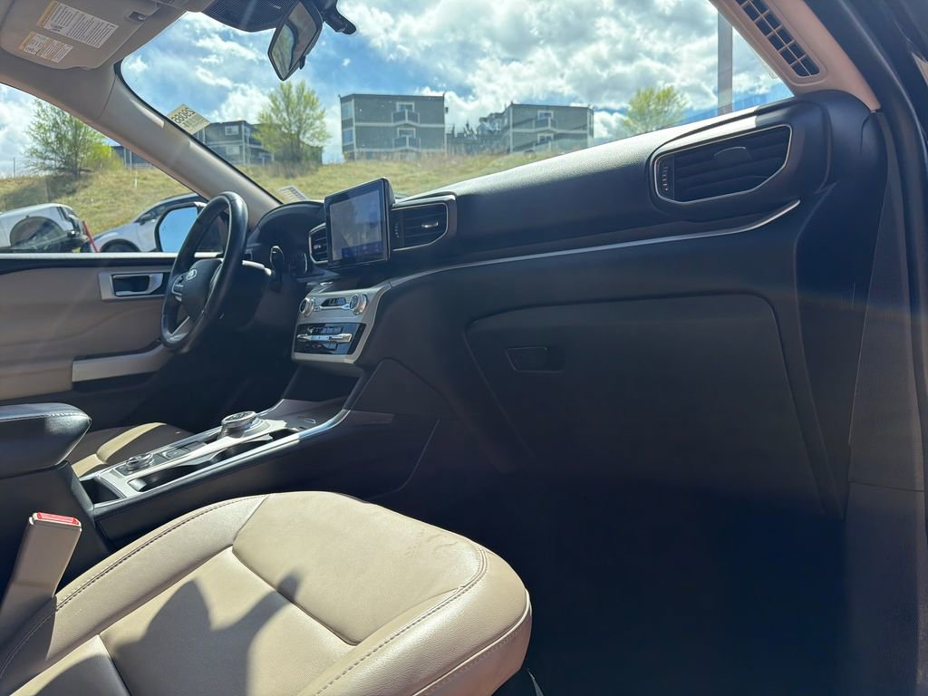 2022 Ford Explorer XLT - Photo 34