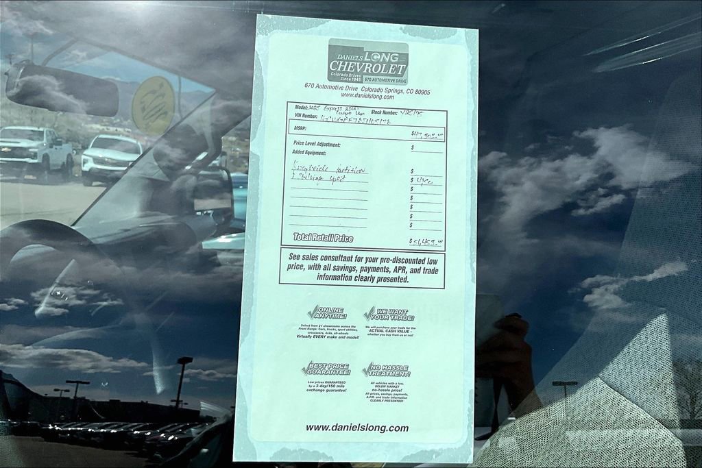 2025 Chevrolet Express Cargo Work Van - Photo 13