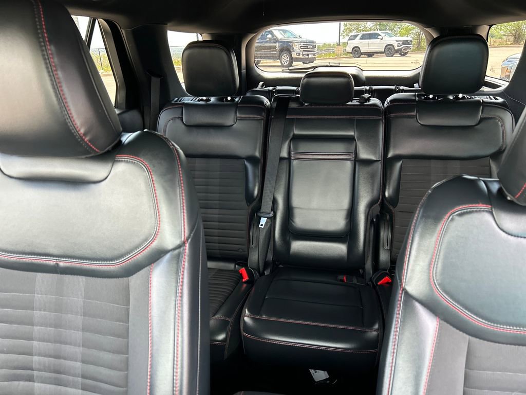 2025 Ford Explorer ST-LINE - Photo 6