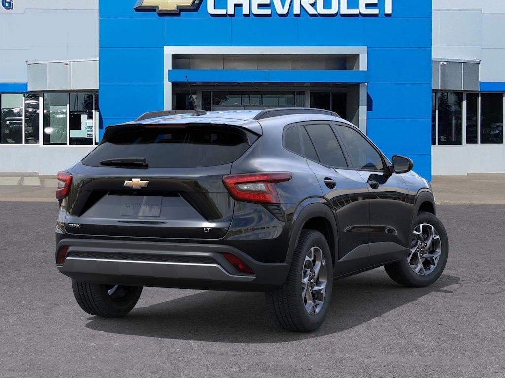 2026 Chevrolet Trax LT photo 3