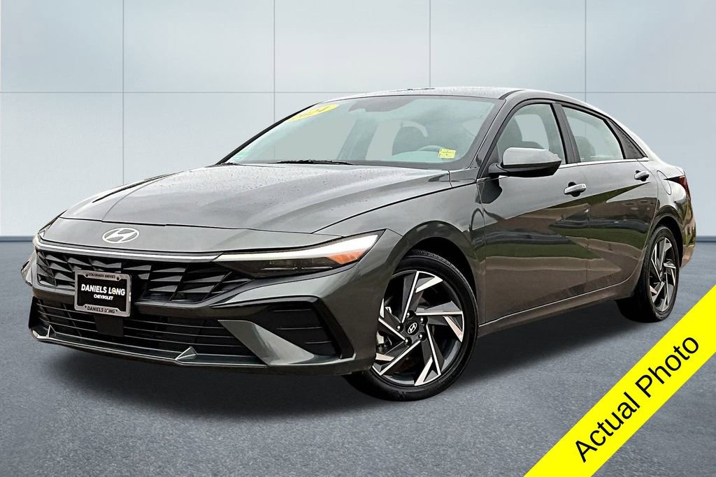 2024 Hyundai Elantra SEL