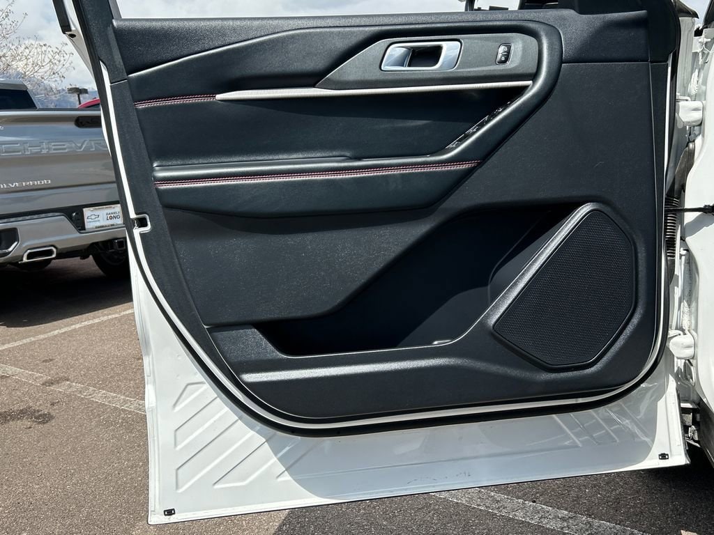 2025 Ford Explorer ST-LINE - Photo 32