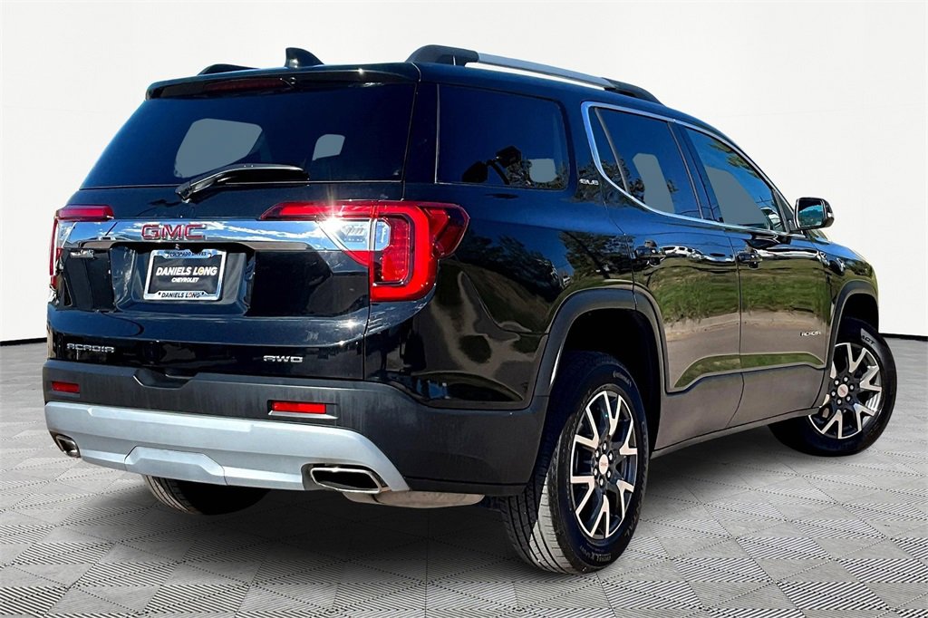 2023 Gmc Acadia SLE photo 2