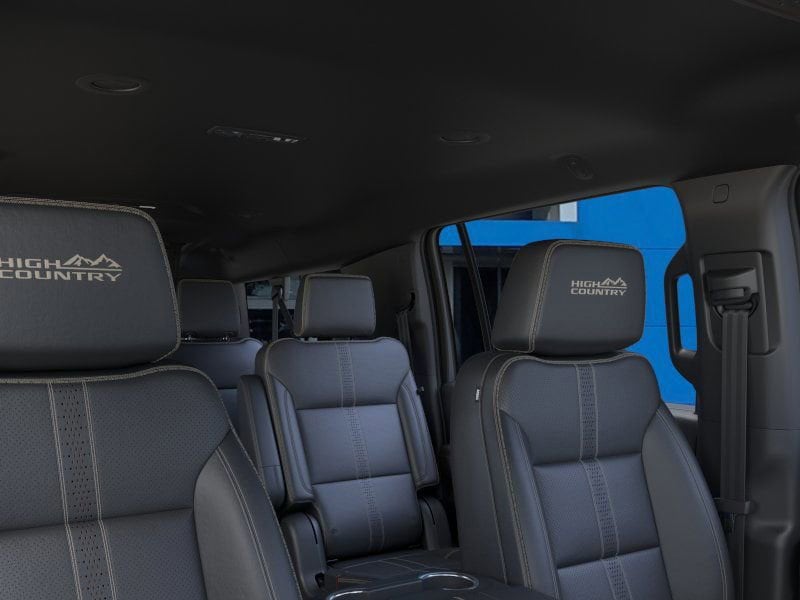 2025 Chevrolet Suburban High Country - Photo 24