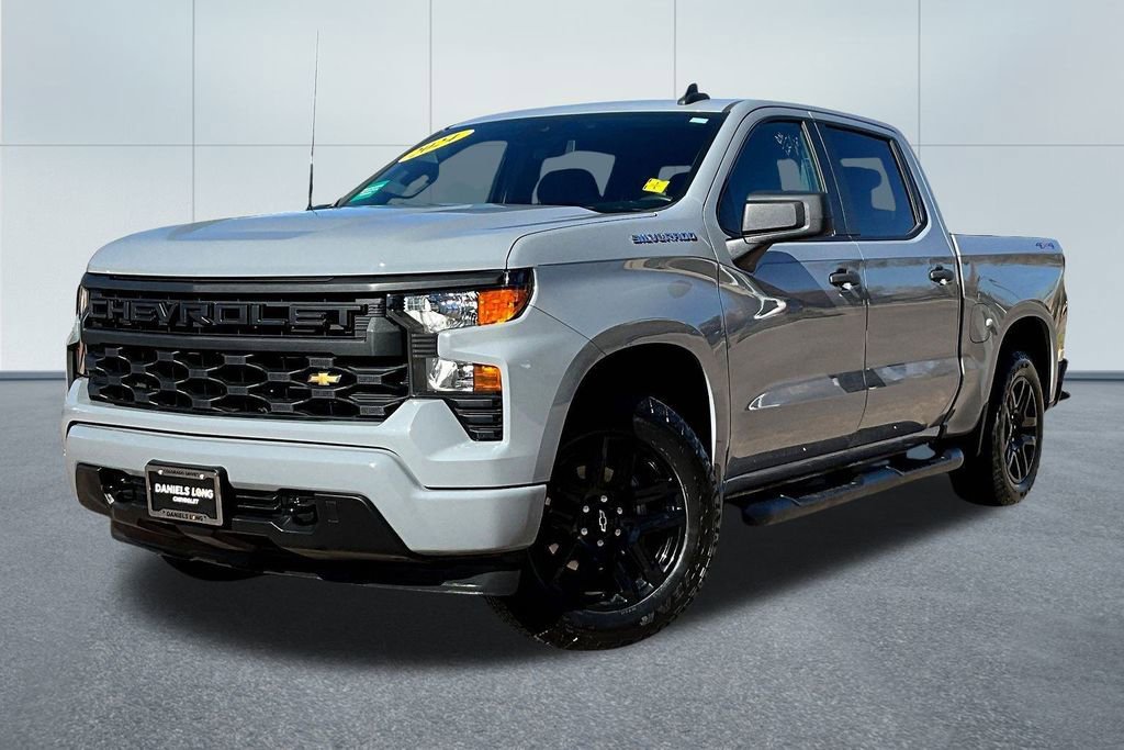 2024 Chevrolet Silverado 1500 Custom's photo