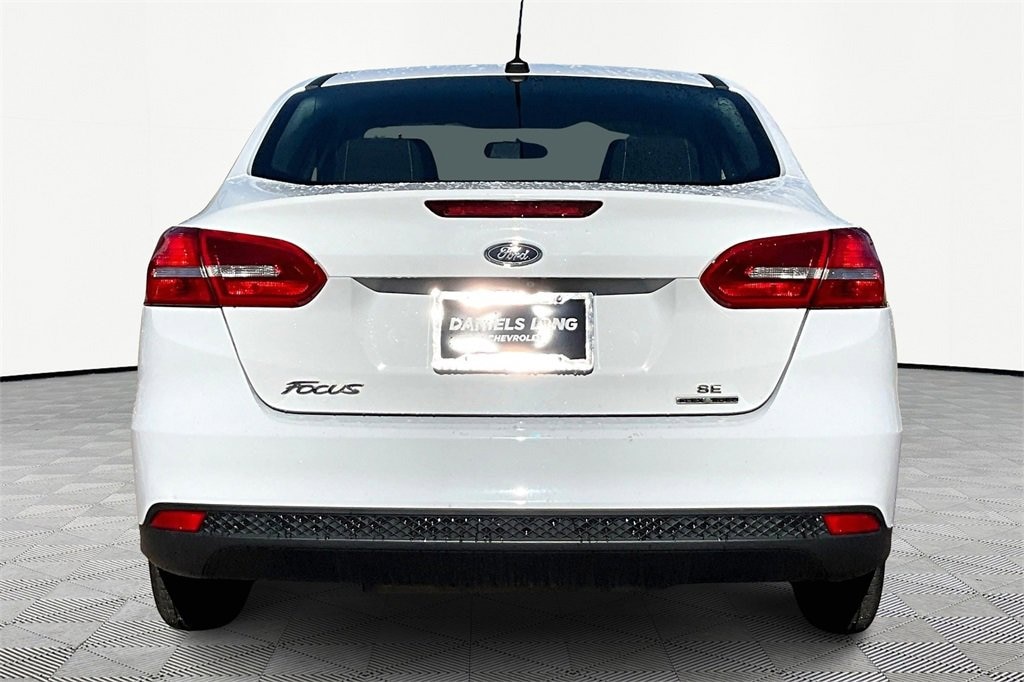 Used 2015 Ford Focus SE Sedan