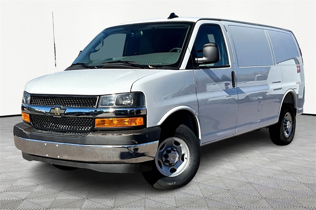 New 2025 Chevrolet Express Cargo 2500 WT Van