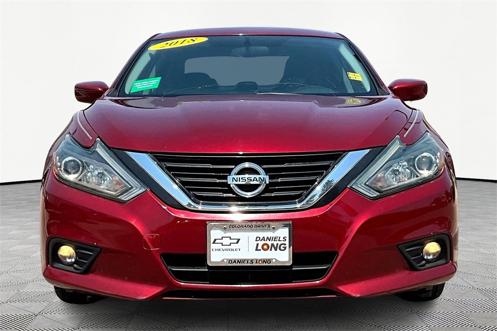 2018 Nissan Altima 2.5 SR photo 3