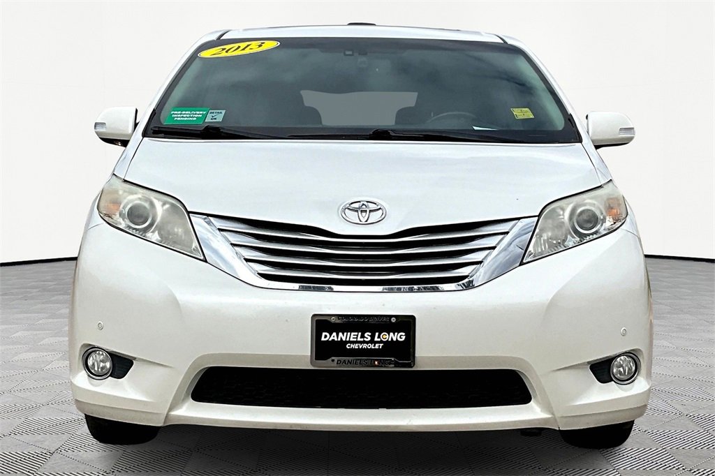 2013 Toyota Sienna Limited photo 3
