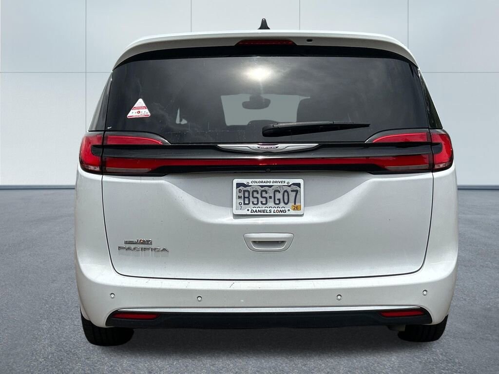 Used 2023 Chrysler Pacifica Touring L