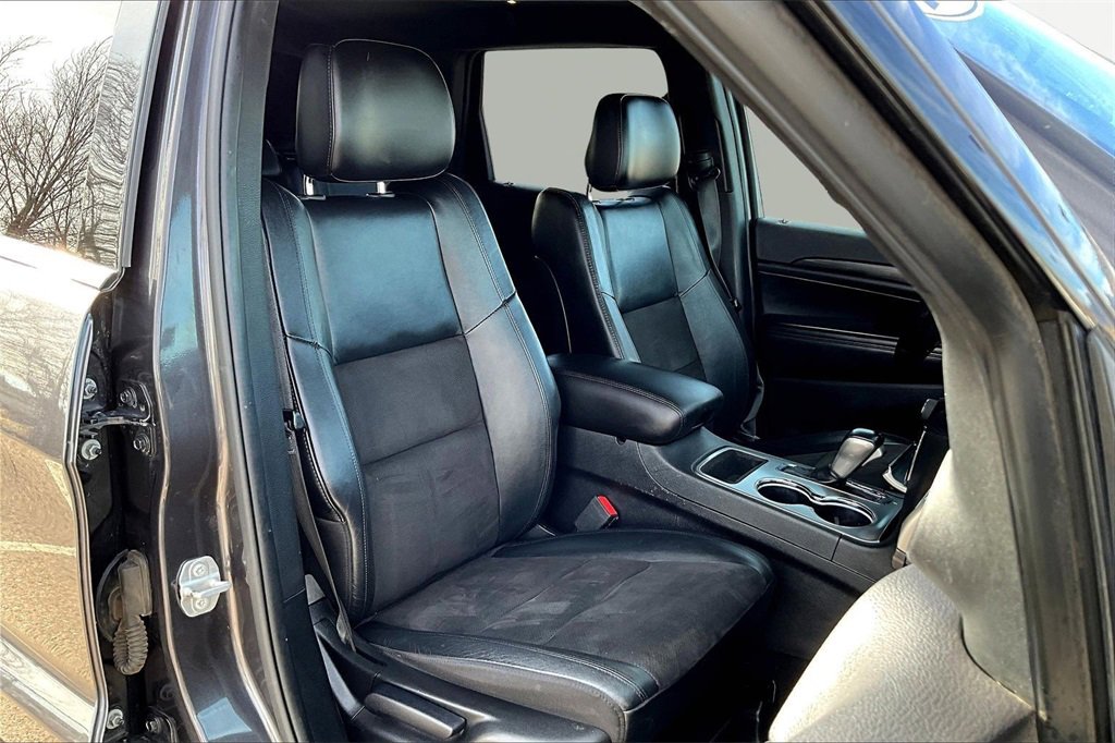 2021 Jeep Grand Cherokee Laredo photo 4