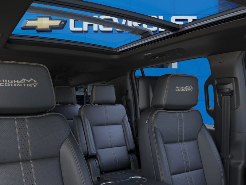 2025 Chevrolet Suburban High Country - Photo 24
