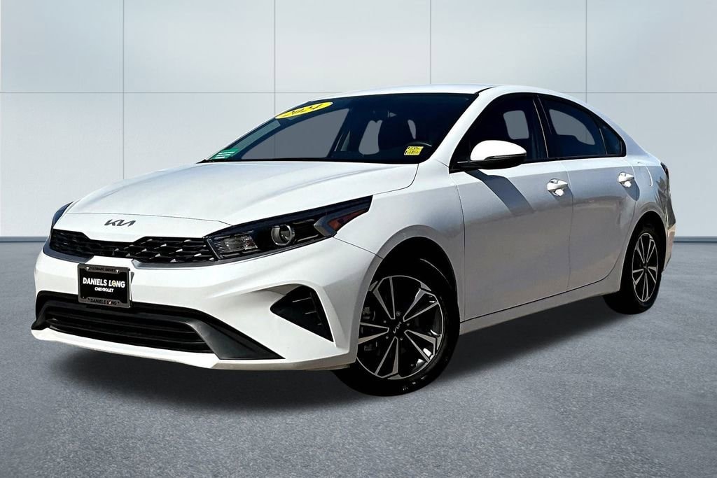 Used 2024 Kia Forte LXS Sedan