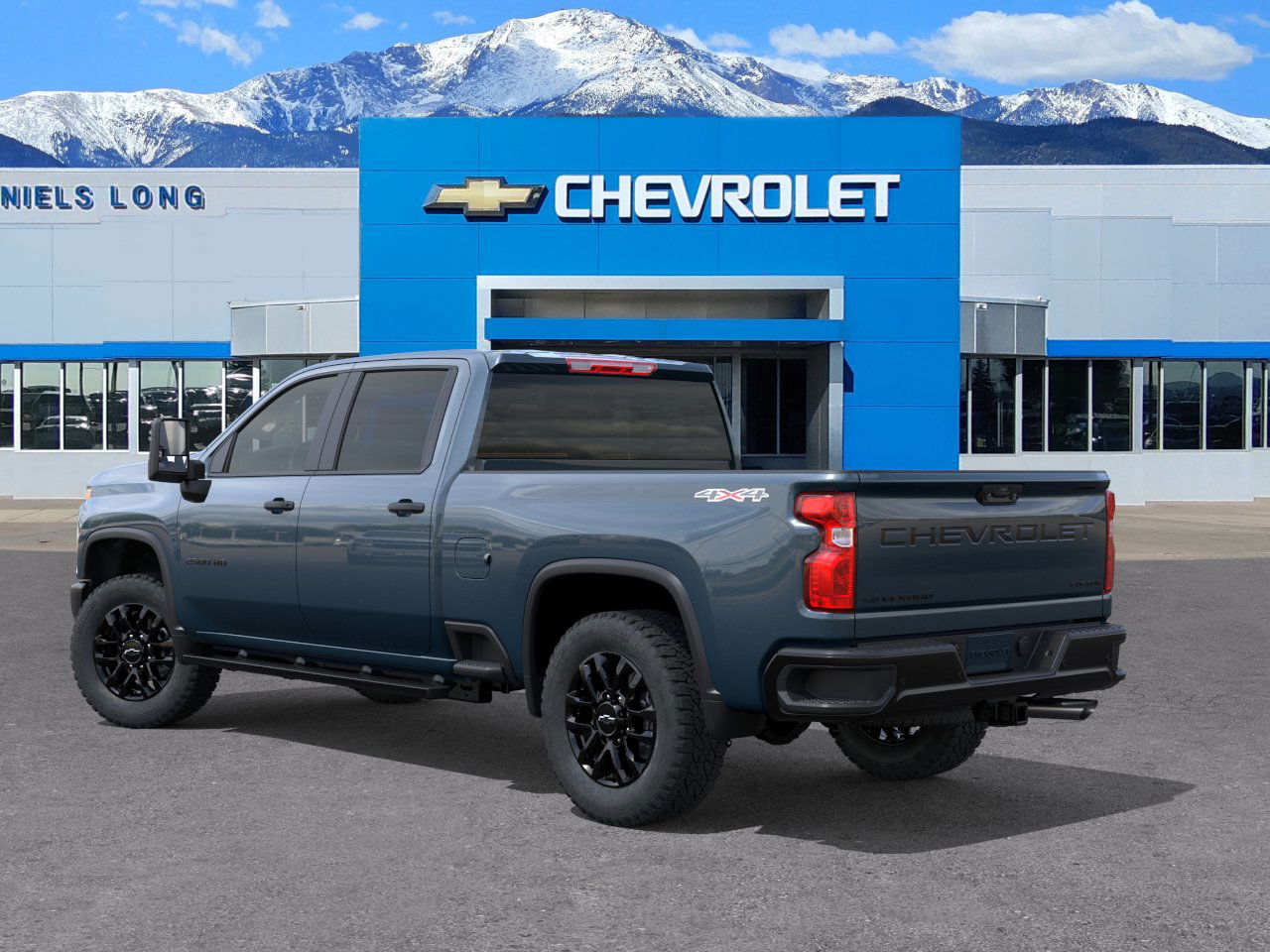 2026 Chevrolet Silverado 2500HD Custom photo 3