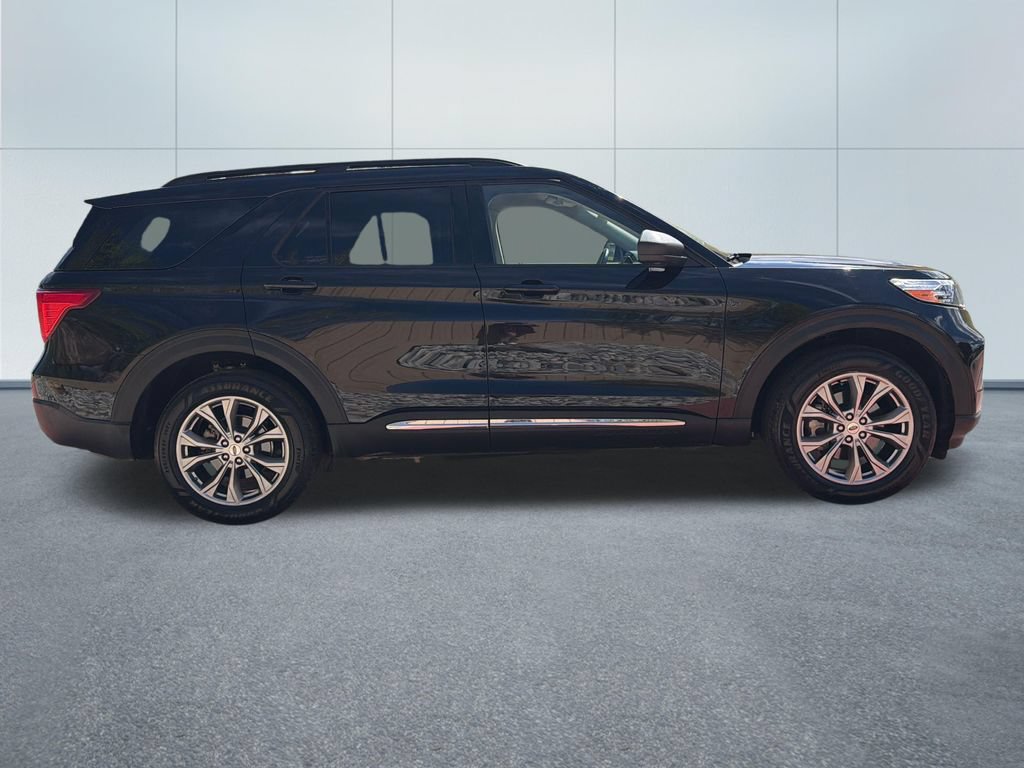 2022 Ford Explorer XLT - Photo 9