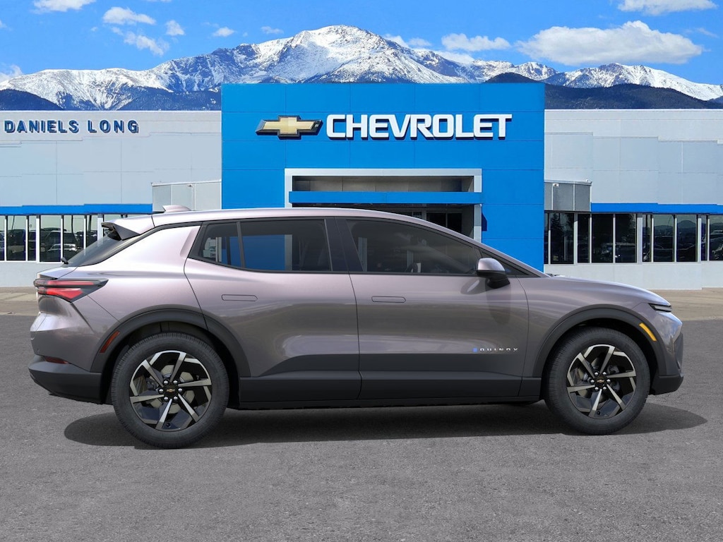 2026 Chevrolet Equinox EV 1LT photo 2