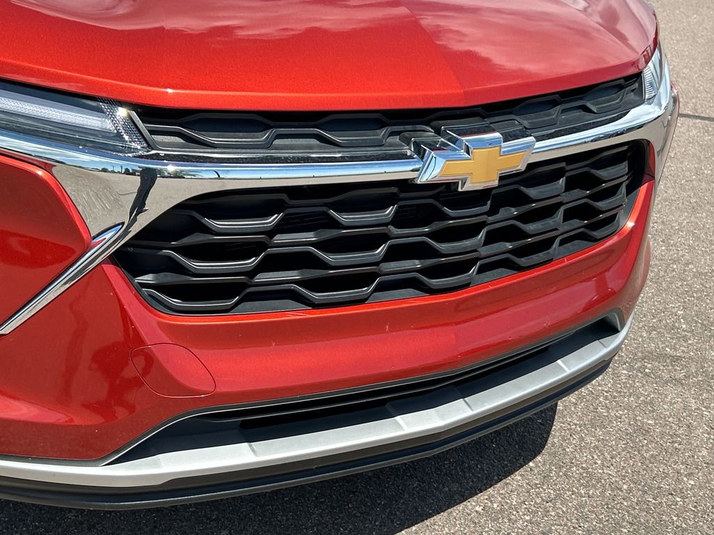 2024 Chevrolet Trax LT - Photo 21