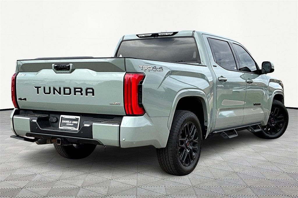 2022 Toyota Tundra SR5 photo 2