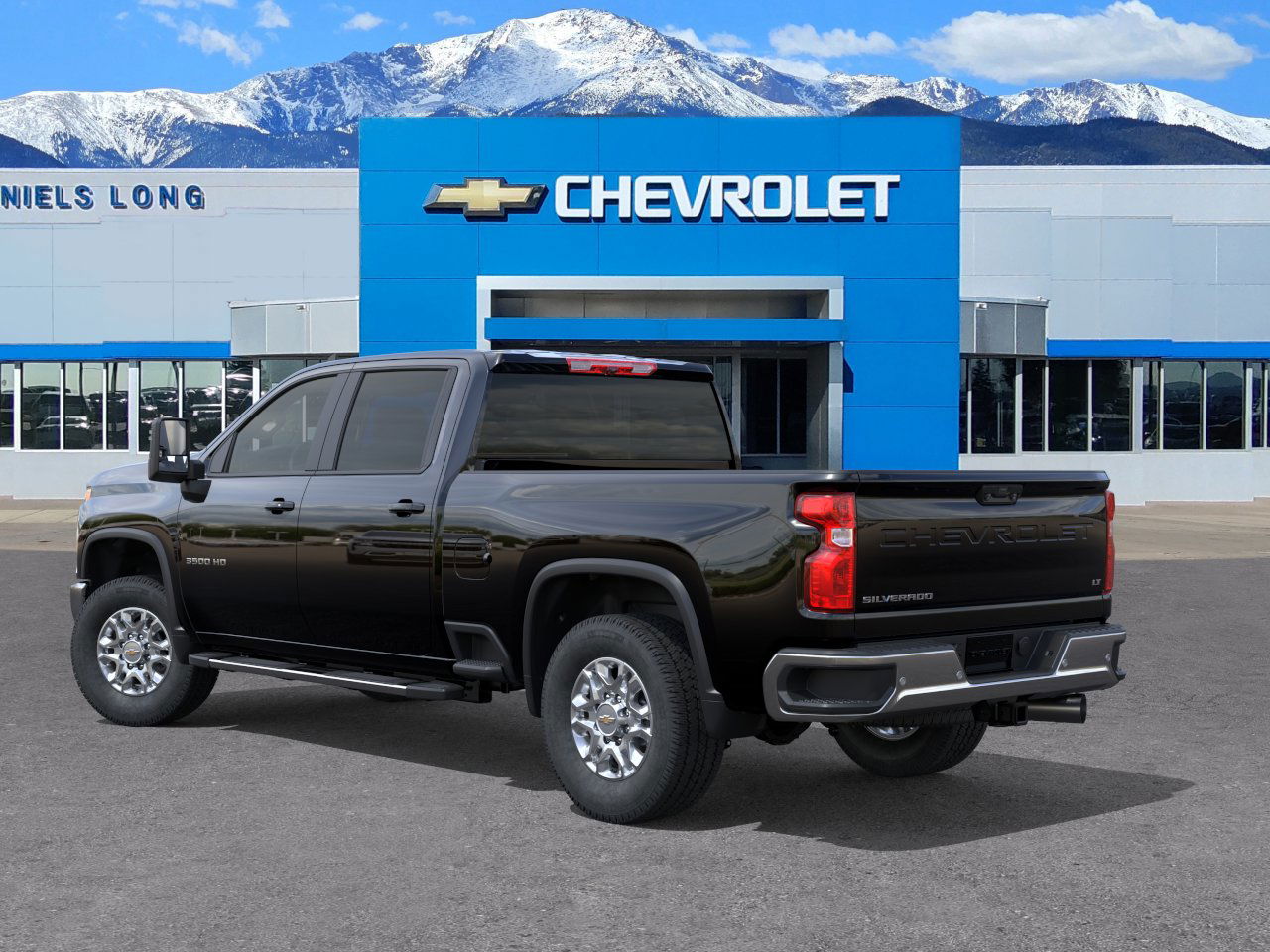 2025 Chevrolet Silverado 3500HD LT photo 3