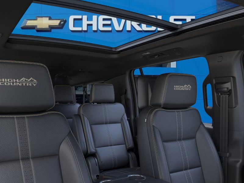 2025 Chevrolet Suburban High Country - Photo 24