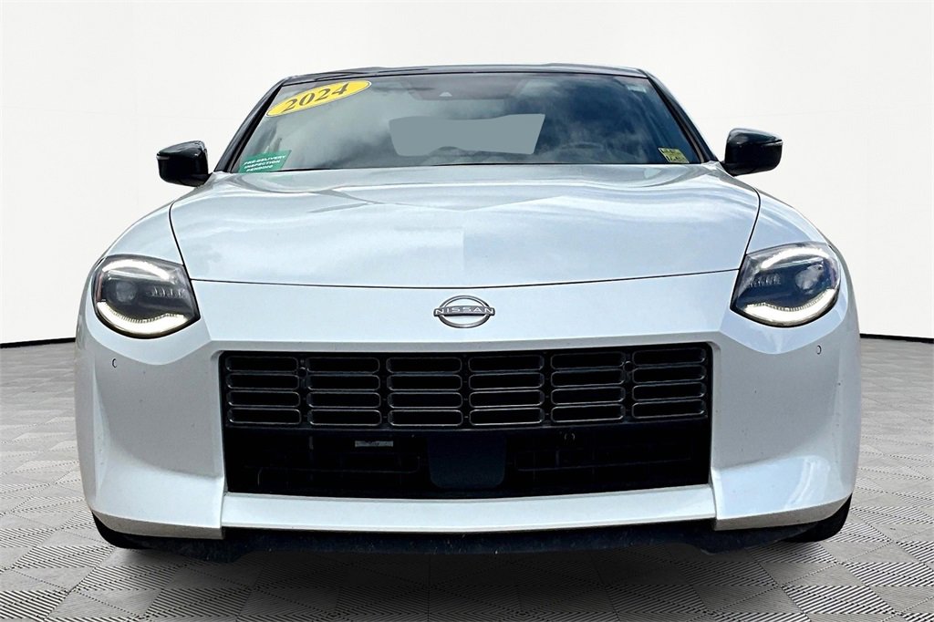 2024 Nissan Z Performance photo 3