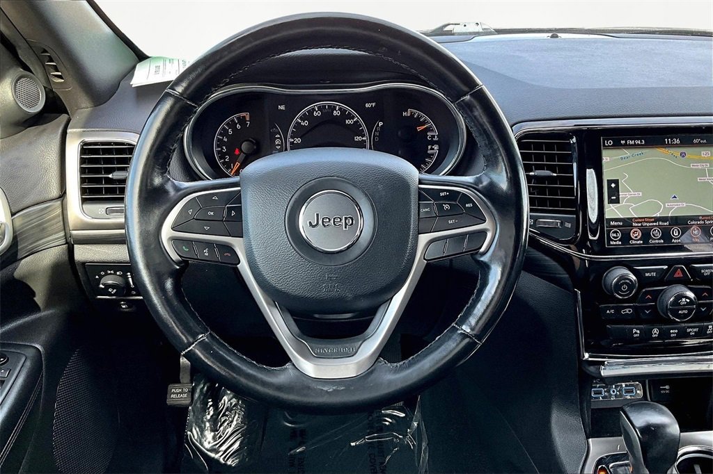 2021 Jeep Grand Cherokee Laredo photo 2