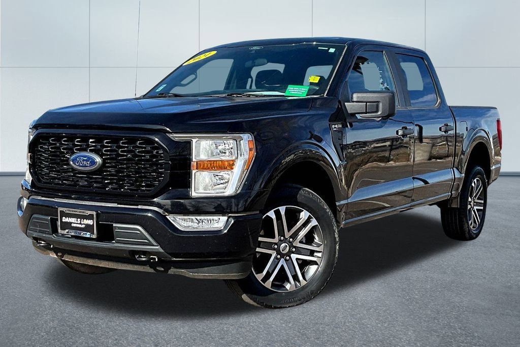 2021 Ford F-150 XL's photo