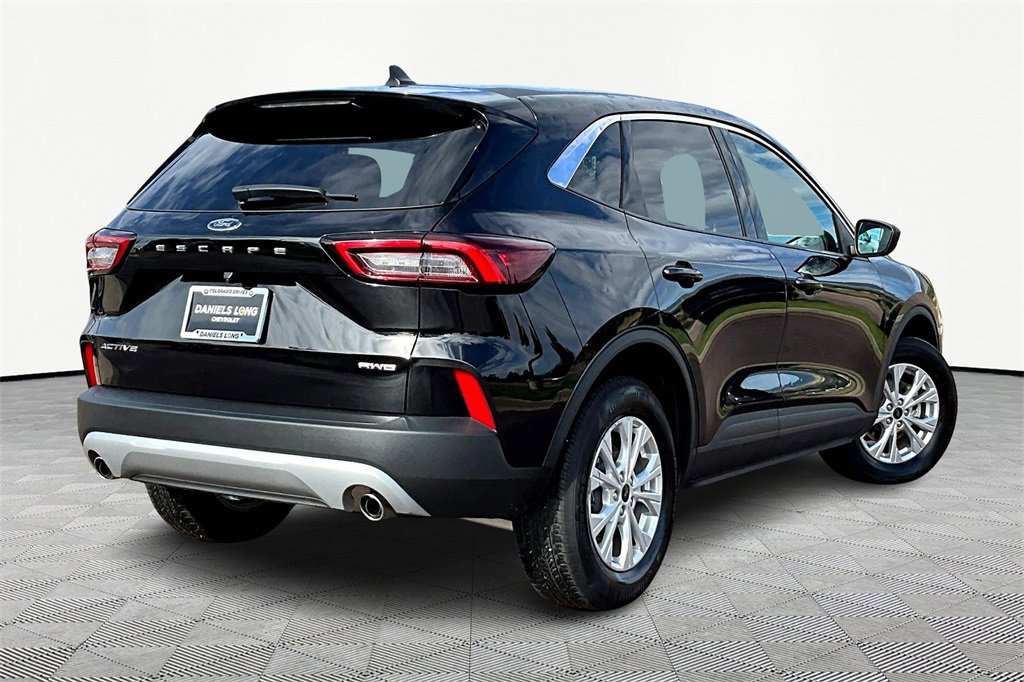 2024 Ford Escape Active photo 2