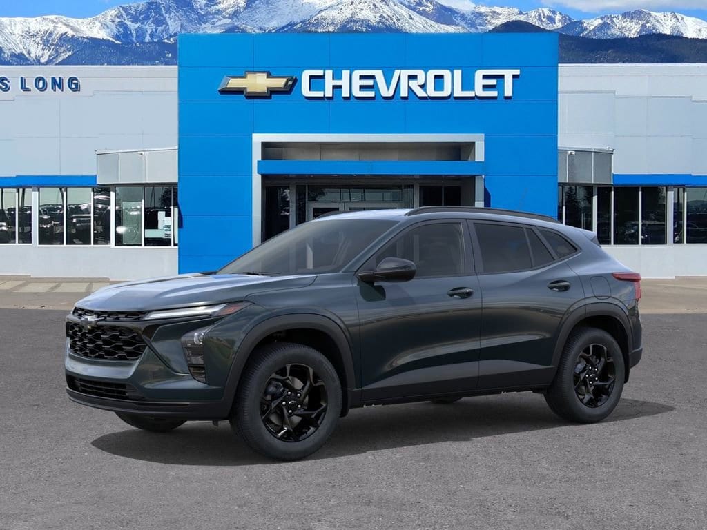 2026 Chevrolet Trax LT - Photo 2
