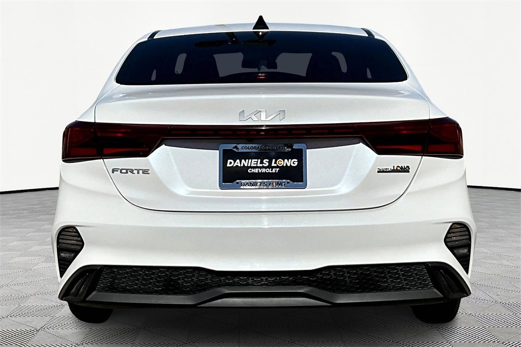 2024 Kia Forte LXS photo 4