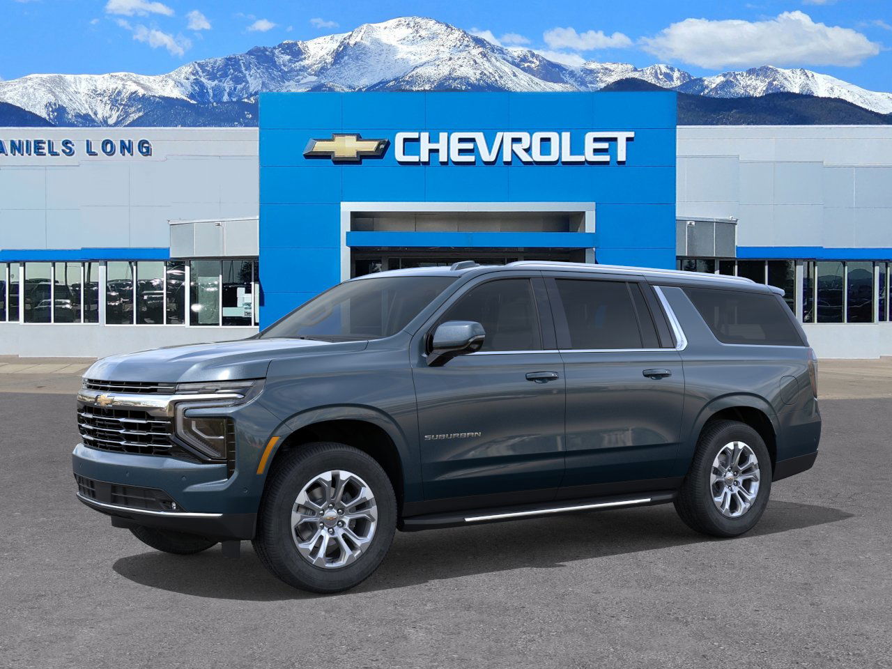 2025 Chevrolet Suburban LT photo 2