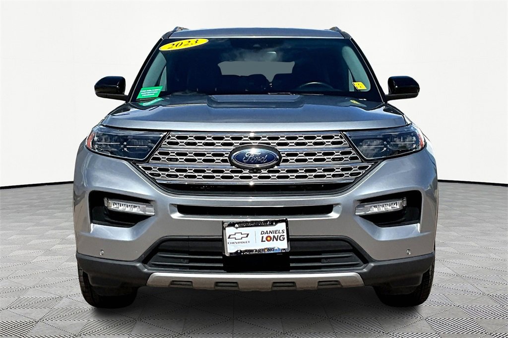 2023 Ford Explorer Limited photo 3