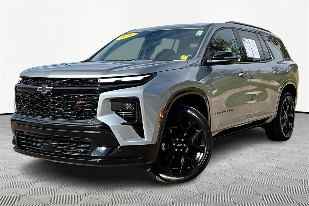 2024 Chevrolet Traverse RS's photo