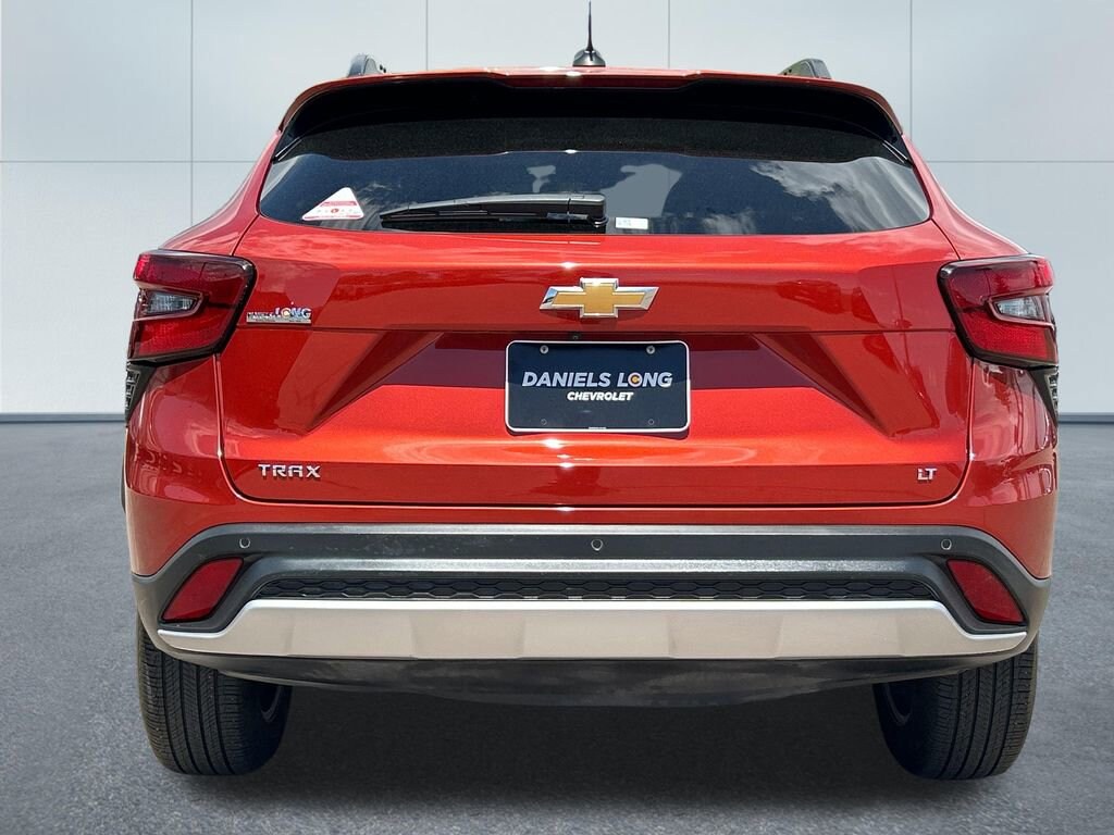 Used 2024 Chevrolet Trax LT SUV