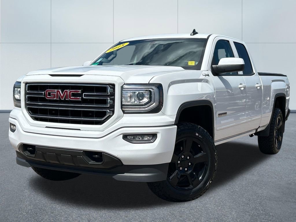 2018 GMC Sierra Base 4x4 Double Cab Standard Box's photo