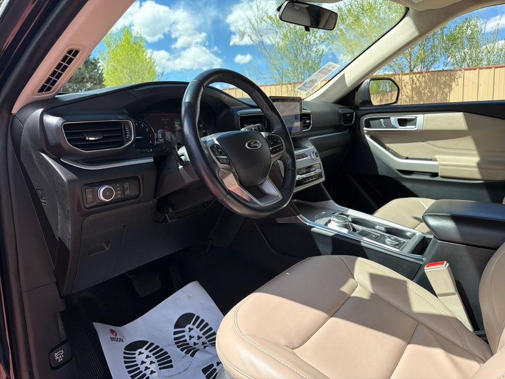2022 Ford Explorer XLT - Photo 13