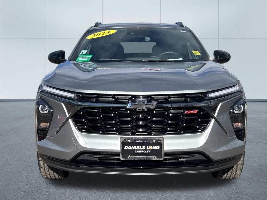 Used 2024 Chevrolet Trax 2RS SUV