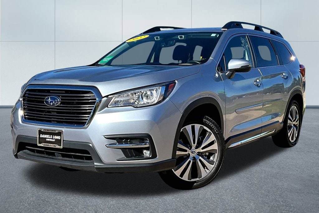 2022 Subaru Ascent Limited's photo