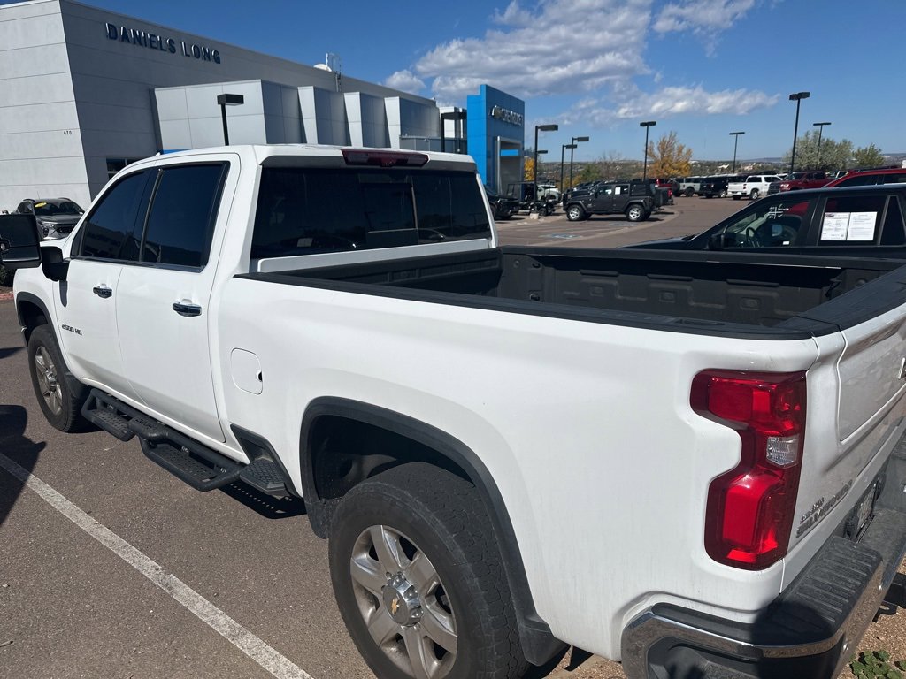 2022 Chevrolet Silverado 2500HD LTZ photo 2