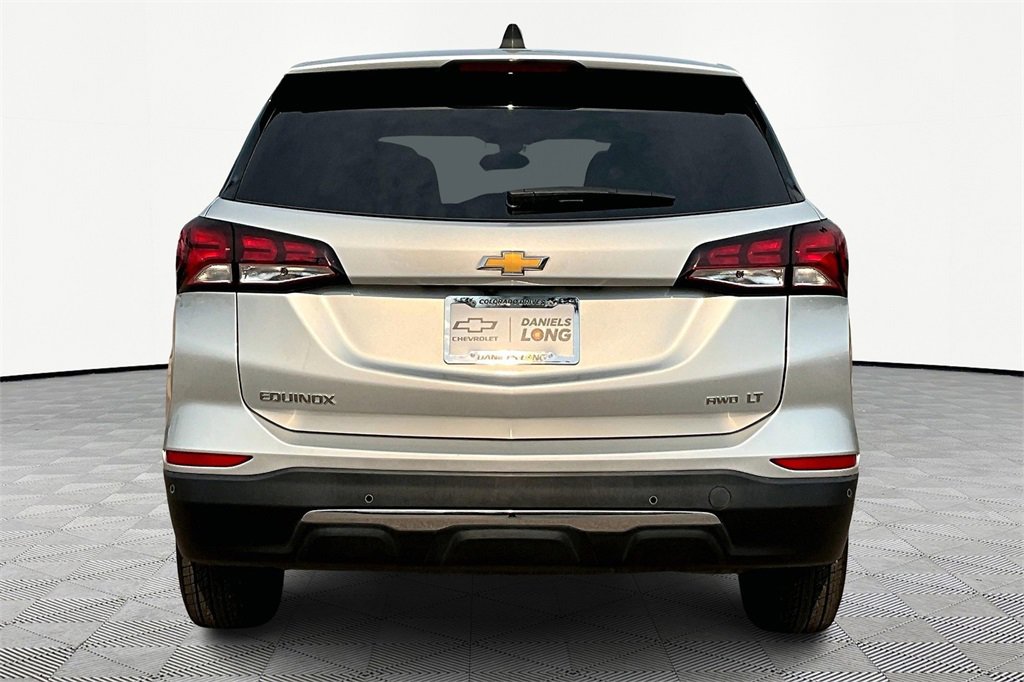2022 Chevrolet Equinox LT photo 4