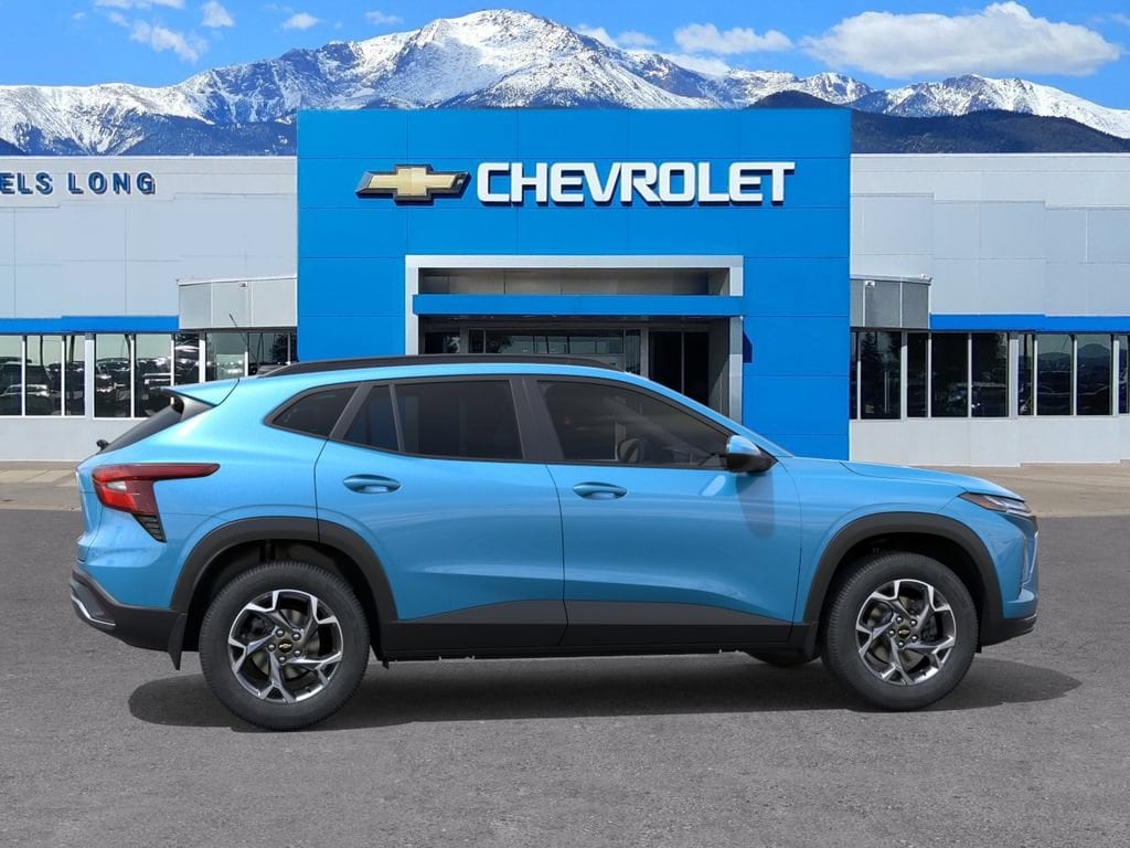 2026 Chevrolet Trax LT - Photo 5