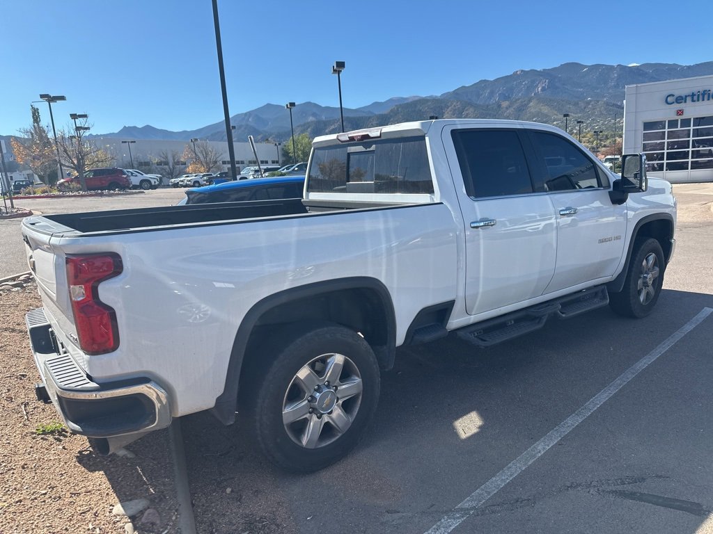2022 Chevrolet Silverado 2500HD LTZ photo 3