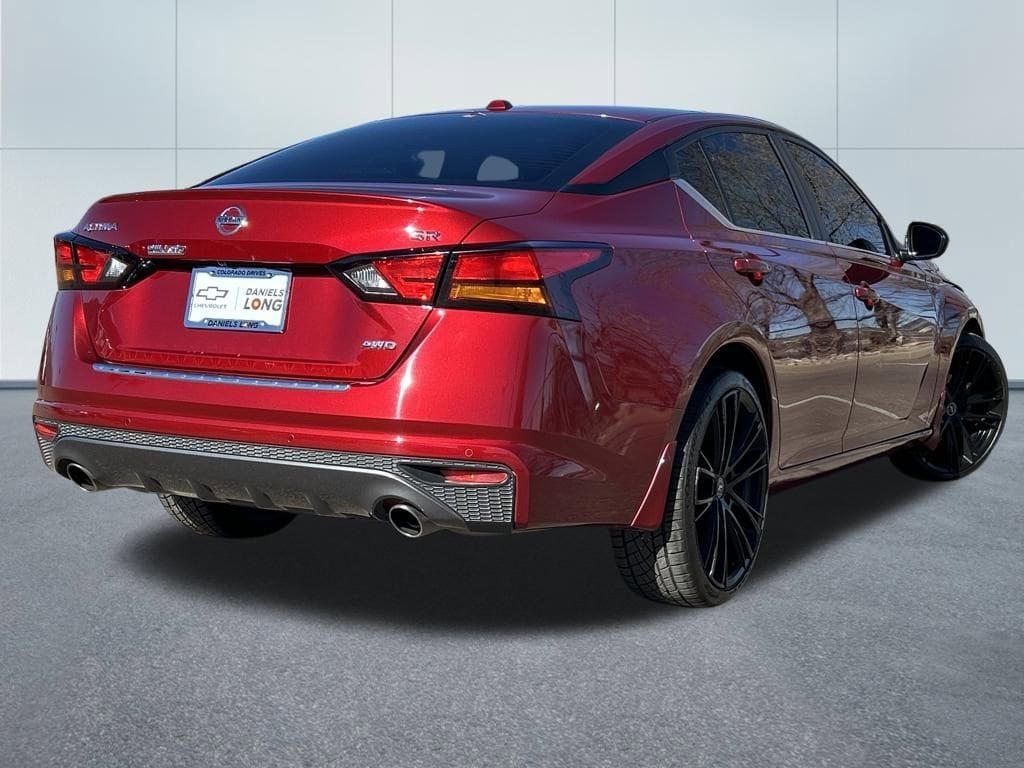 Used 2020 Nissan Altima SR Intelligent AWD Sedan