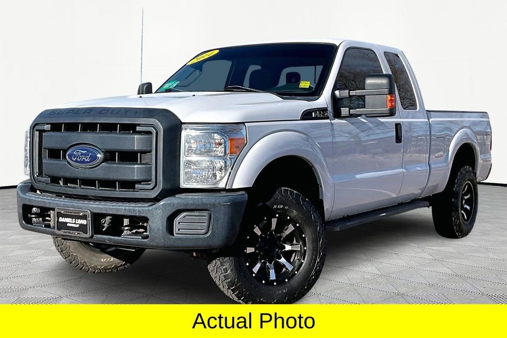 2014 Ford F-250 Super Duty XL's photo