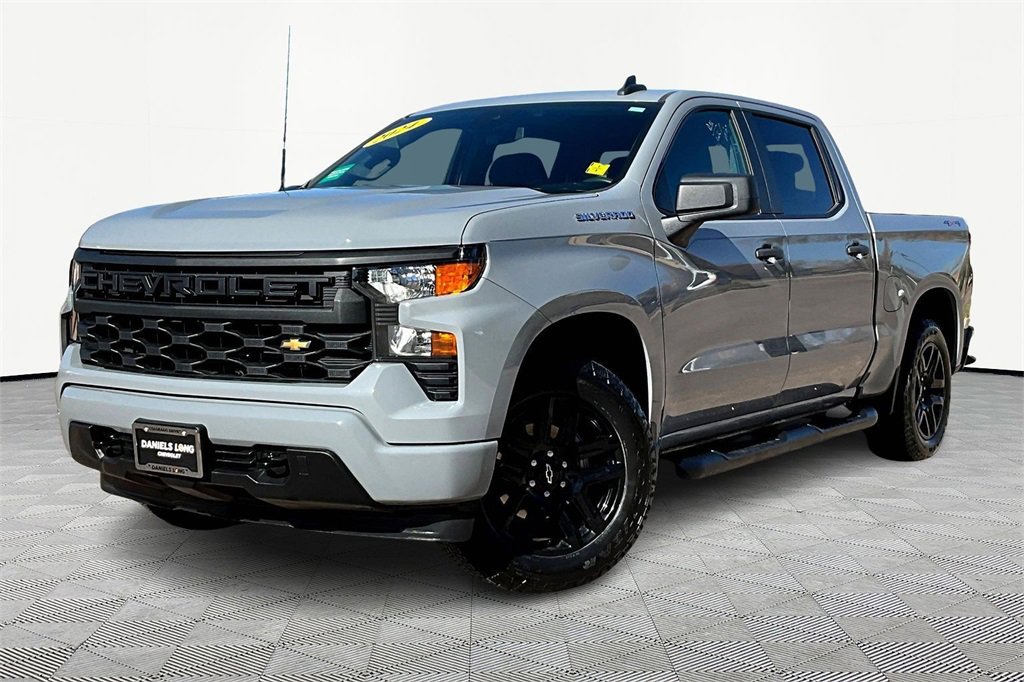 2024 Chevrolet Silverado 1500 Custom's photo