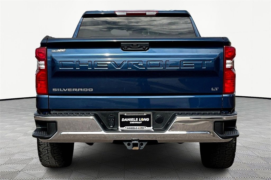 2023 Chevrolet Silverado 1500 LT photo 3