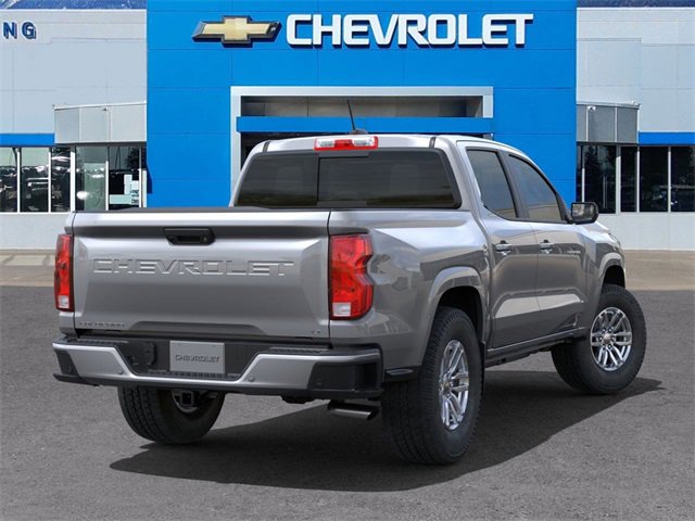2024 Chevrolet Colorado LT photo 4